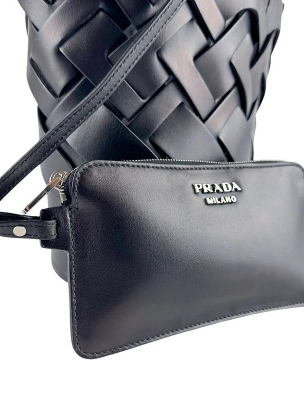 PRADA Handbag Black Leather - Picture 5 of 7
